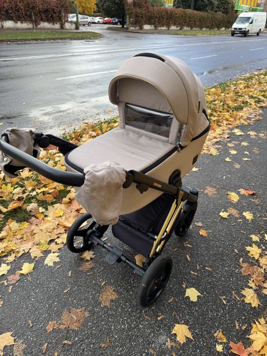 Продам коляску 2 в 1 б/у Adamex Cristiano CR-451