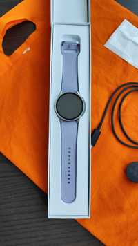 Smartwatch SAMSUNG Galaxy Watch 5 SM-R900N 40mm Srebrny