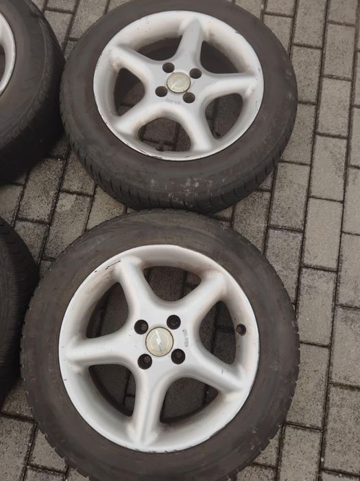 4 opony 185/65 R15 alufelgi 4x100. Zimowe.