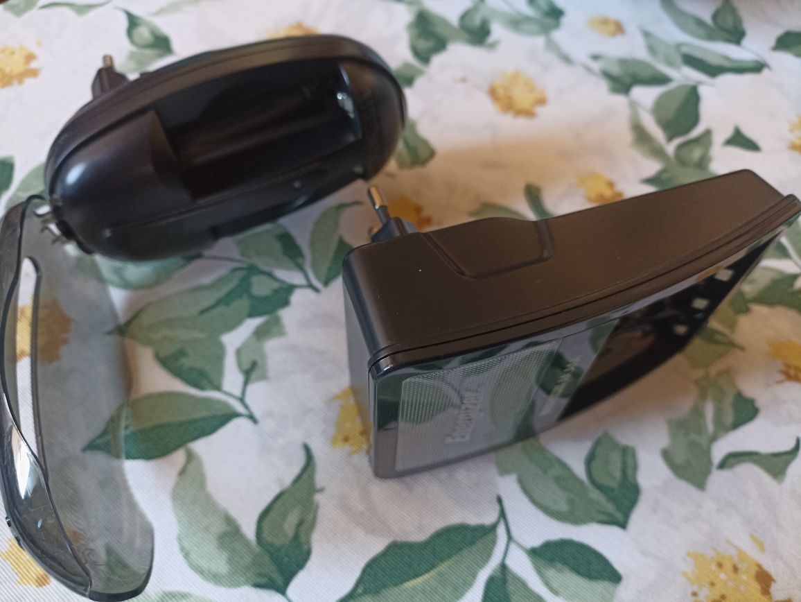 Ładowarki AA AAA Duracell i Energizer - 2 szt., ładują akumulatorki