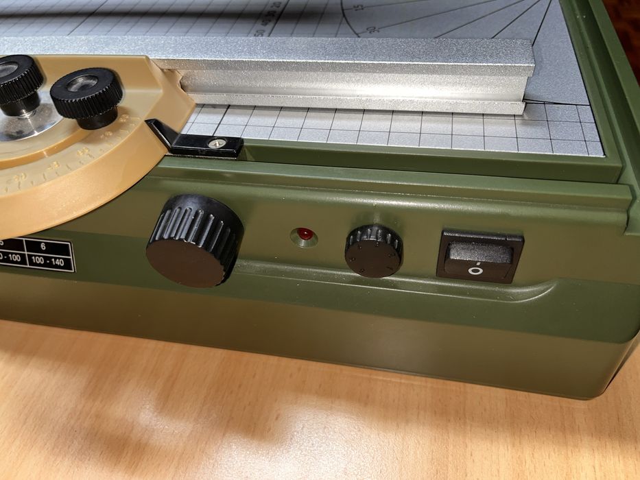 PROXXON THERMOCUT 230/E Máquina de cortar esferovite