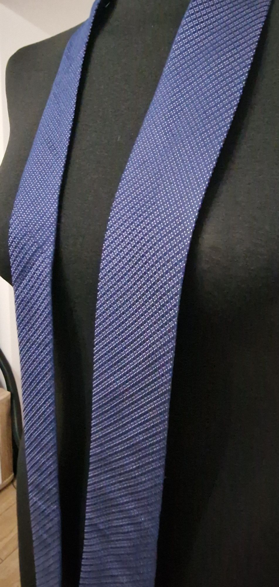 Krawat jedwab Calvin Klein ".