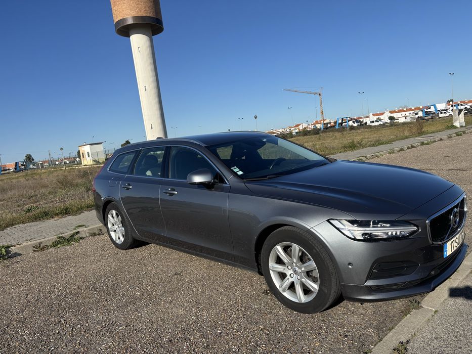 Volvo V90 D4 Momentun Geratronic