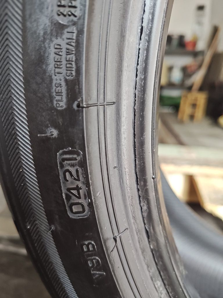 Komplet opon Bridgestone 245/40/20"i 275/35/20" run flat