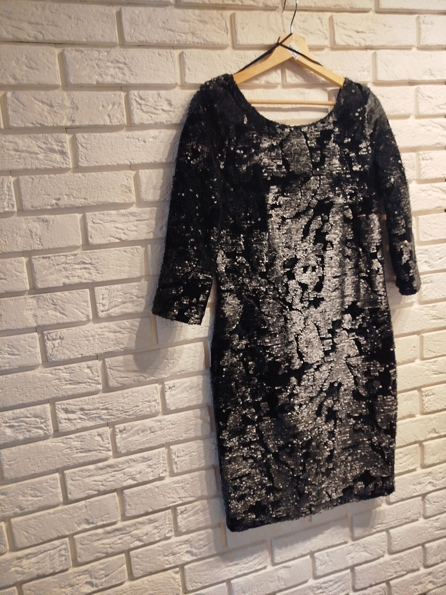 Elegancka sukienka