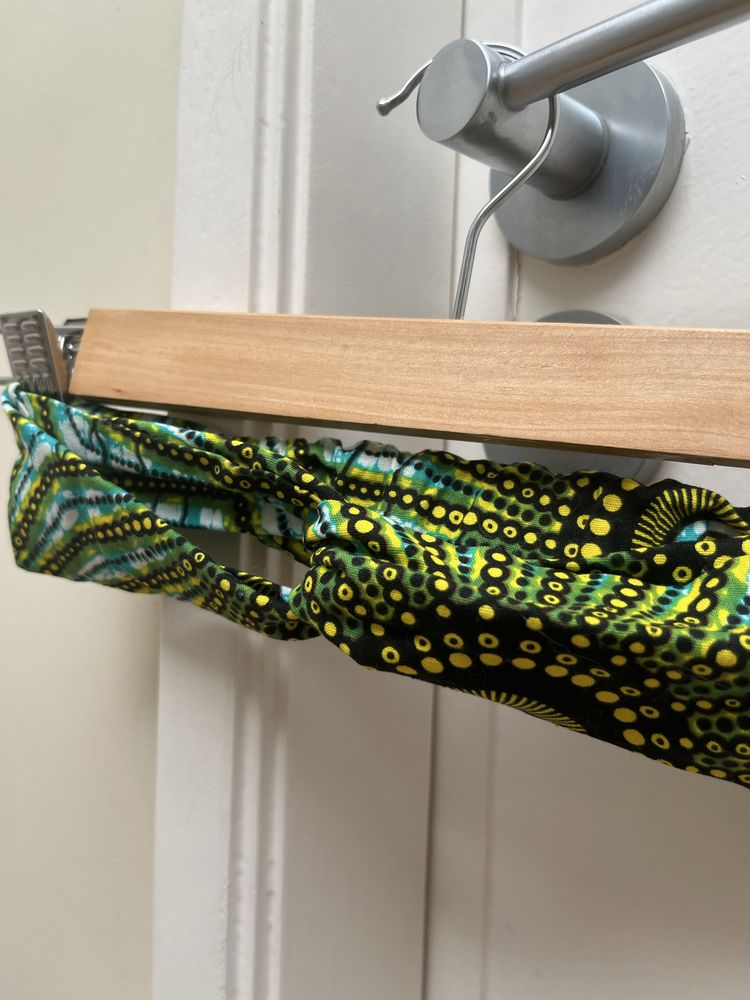 Fita para o cabelo verde e amarela feita à mao