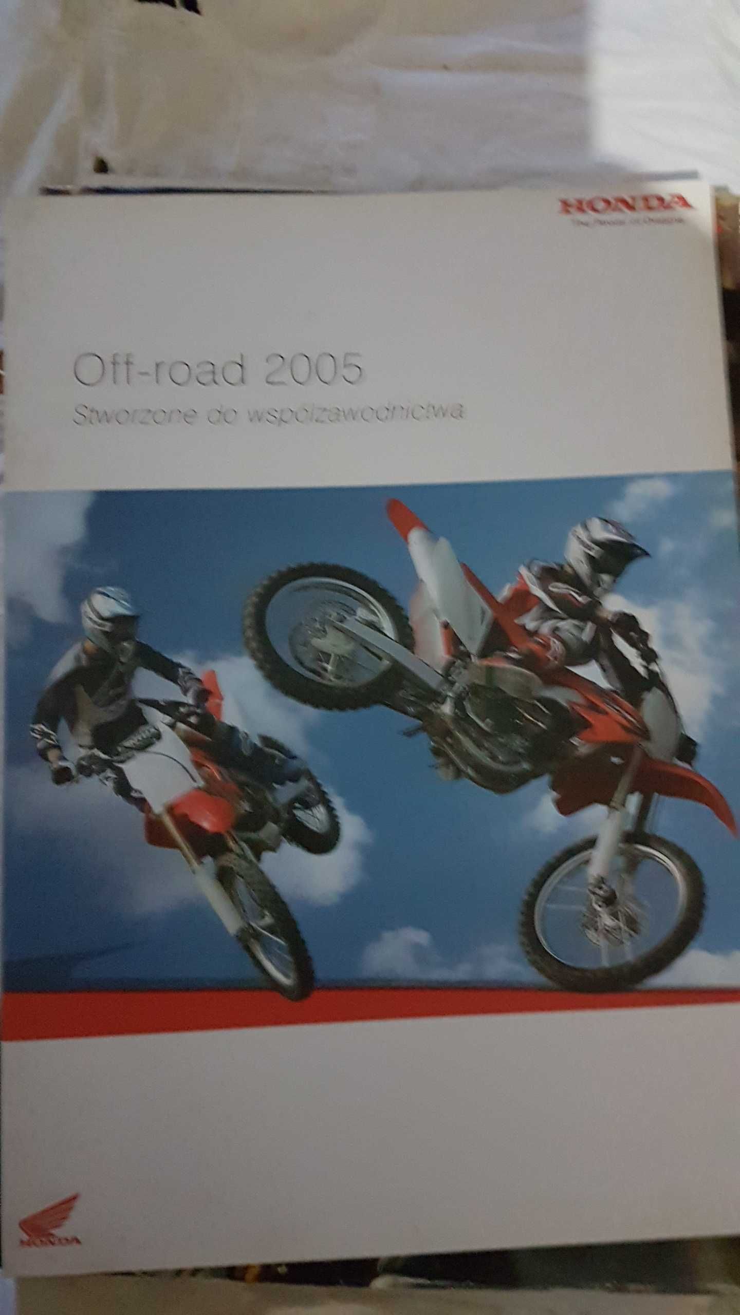 stary prospekt motocykli honda off road 2005r.