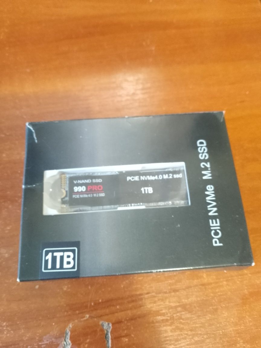 SSD m.2  1 TB диск внутрений