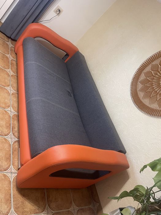 Nowoczesna sofa rozkładana – do oddania za darmo