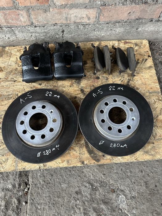 Диск Супорт Колодки Октавія А-5 Тоуран Кадді Гольф5 Oktavia A-5 Golf 5