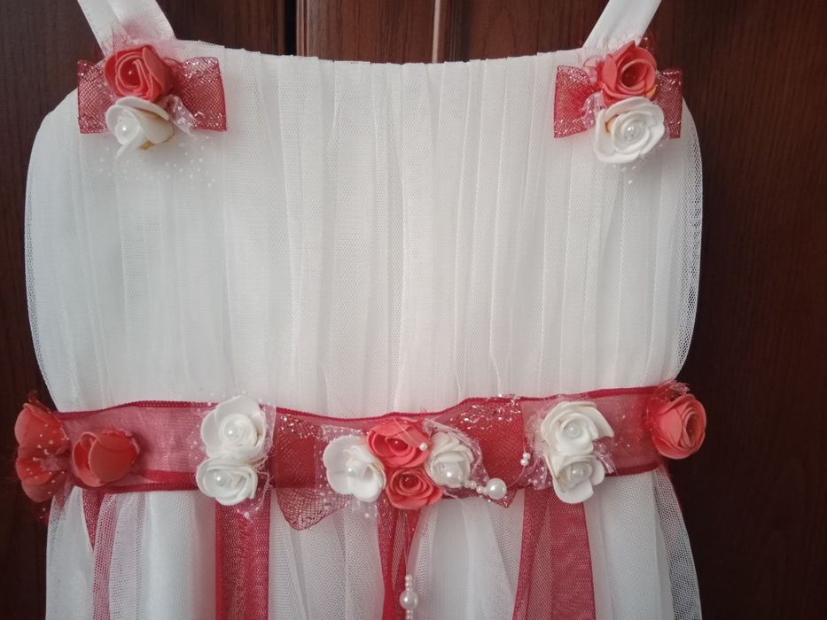 Suknia wizytowa biało czerwona