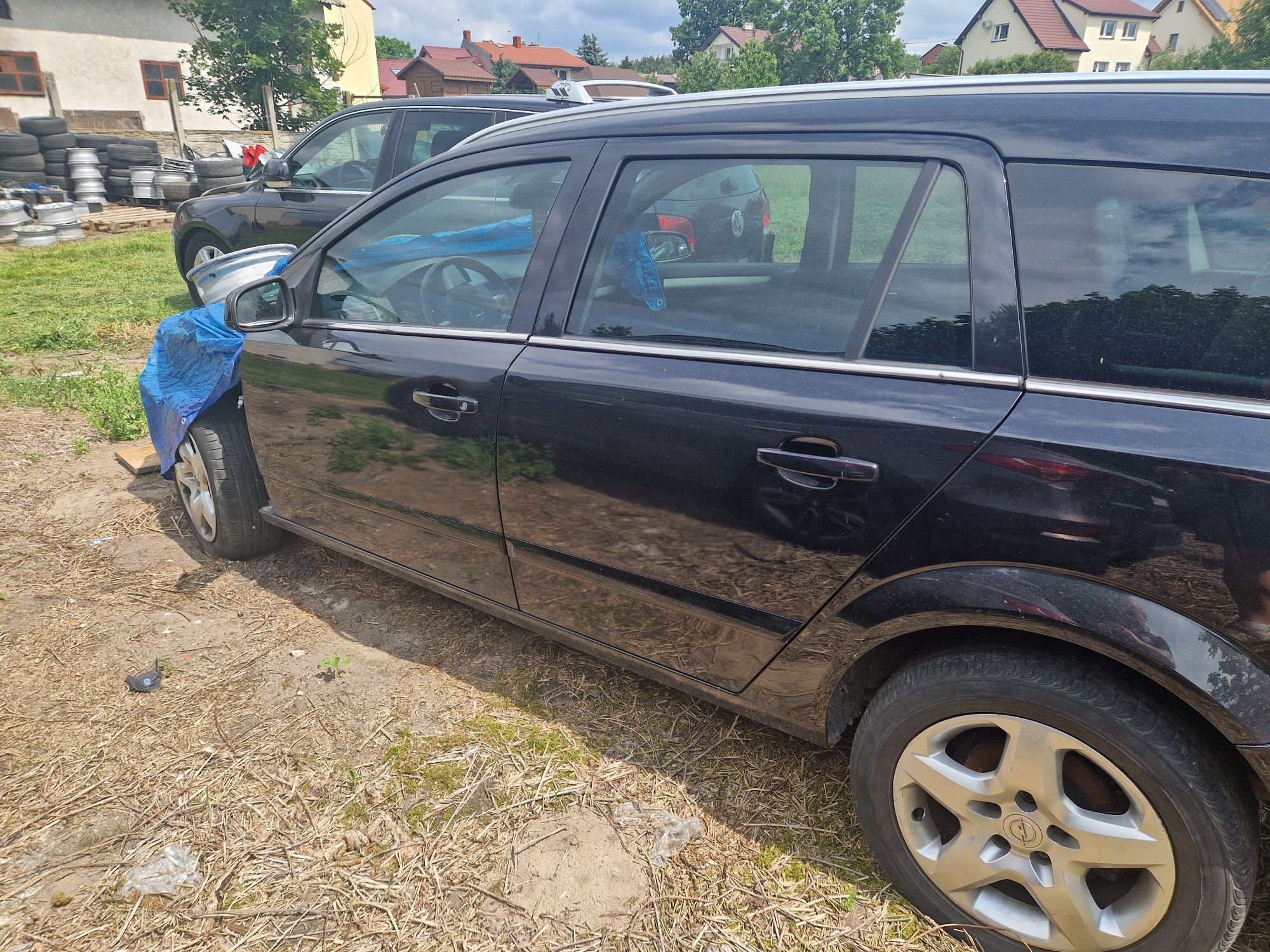 Drzwi Lewe przód tył Astra H 3 lakier Z20R