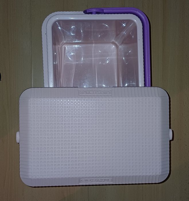 Geleira térmica rígida