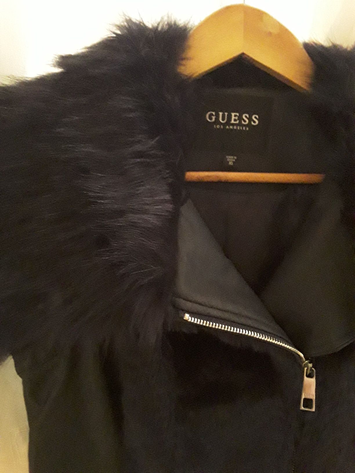 Жилетка  Guess Sleeveless Posh Faux-Fur Vest In оригінал