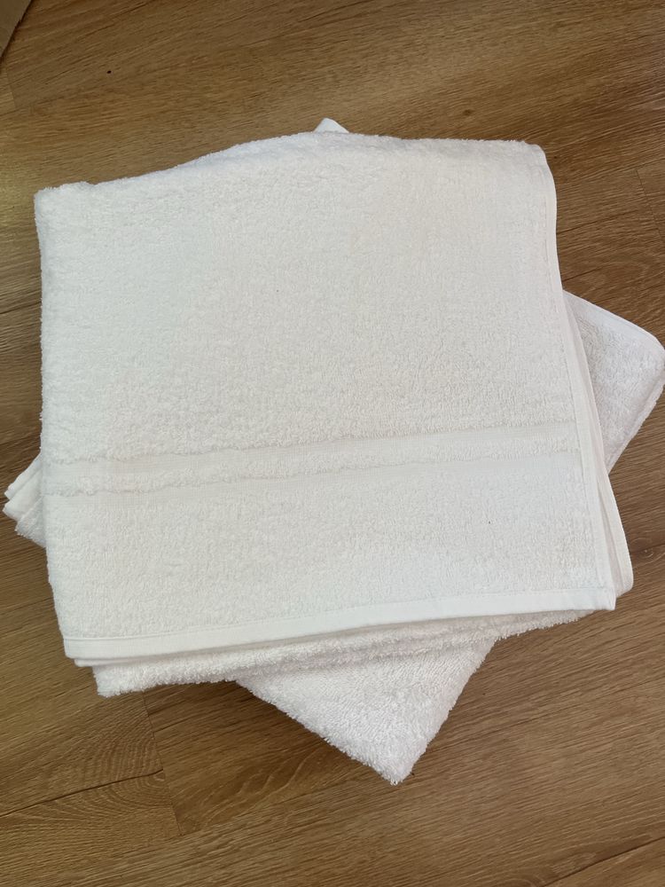 Recznik bialy kąpielowy