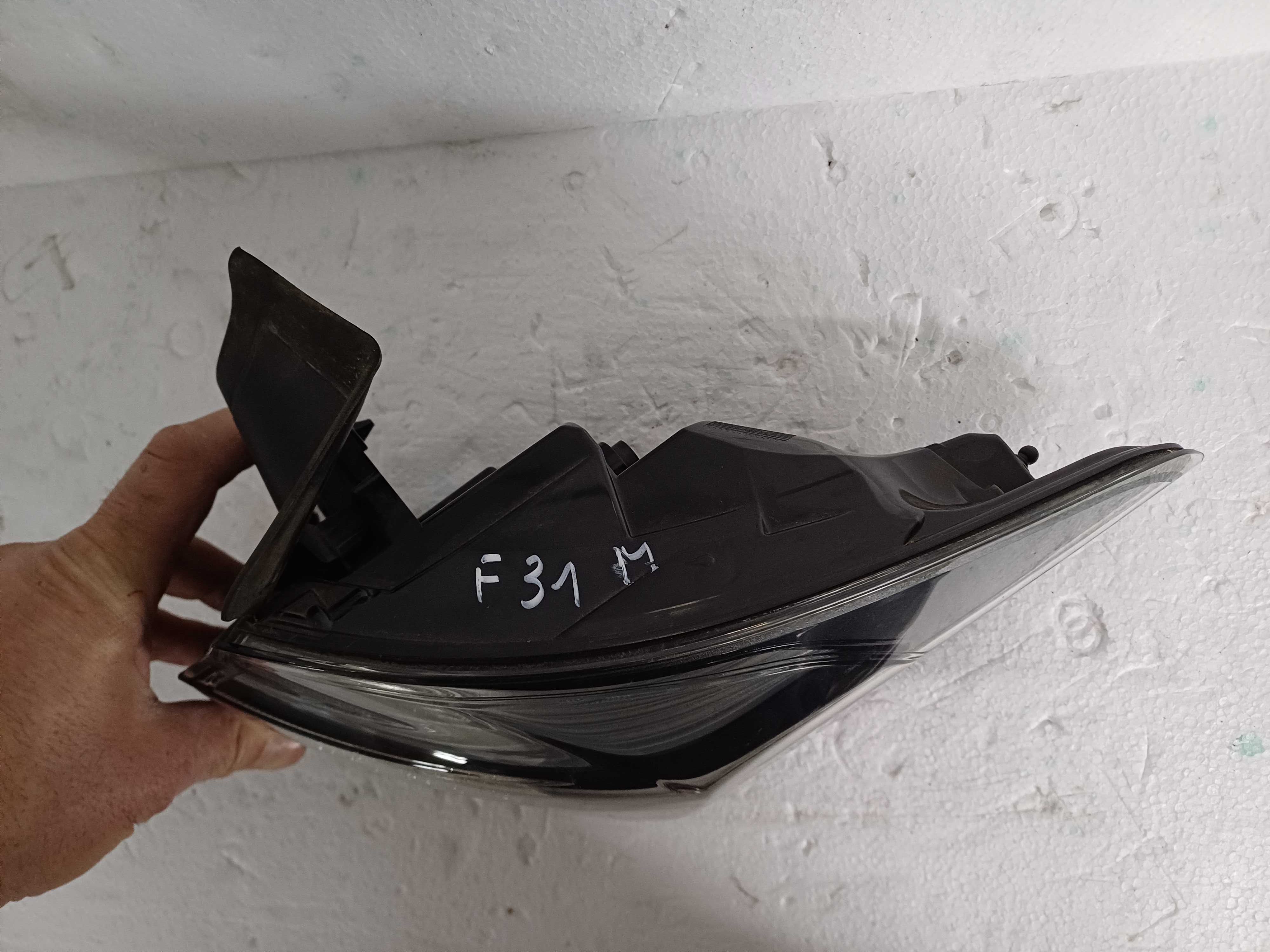 lampa prawy tył bmw 3 f31 m