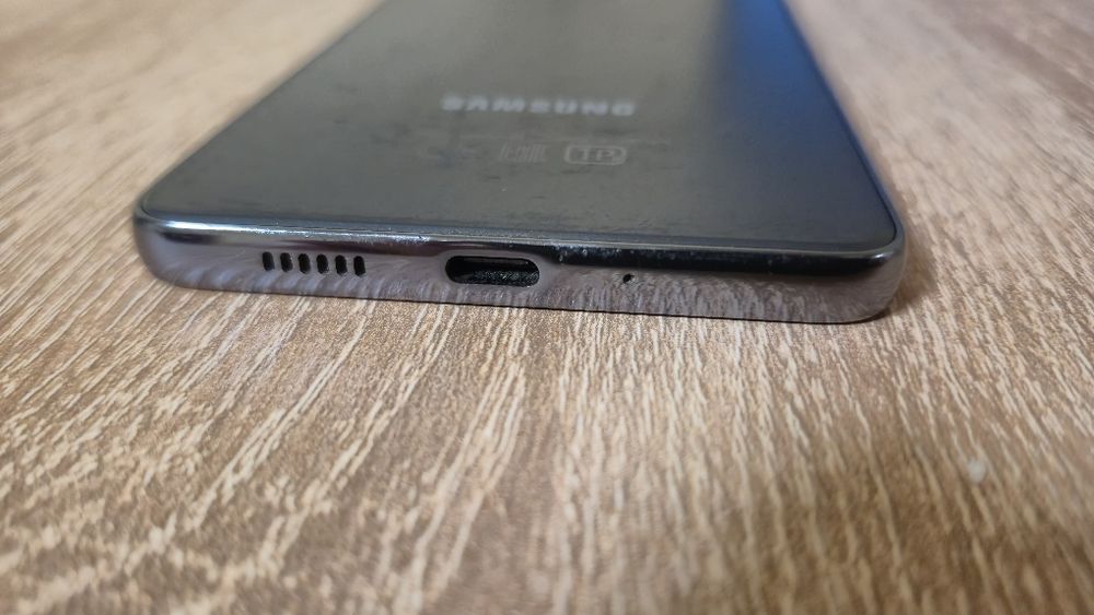 Samsung A73 5G на 126 Гб