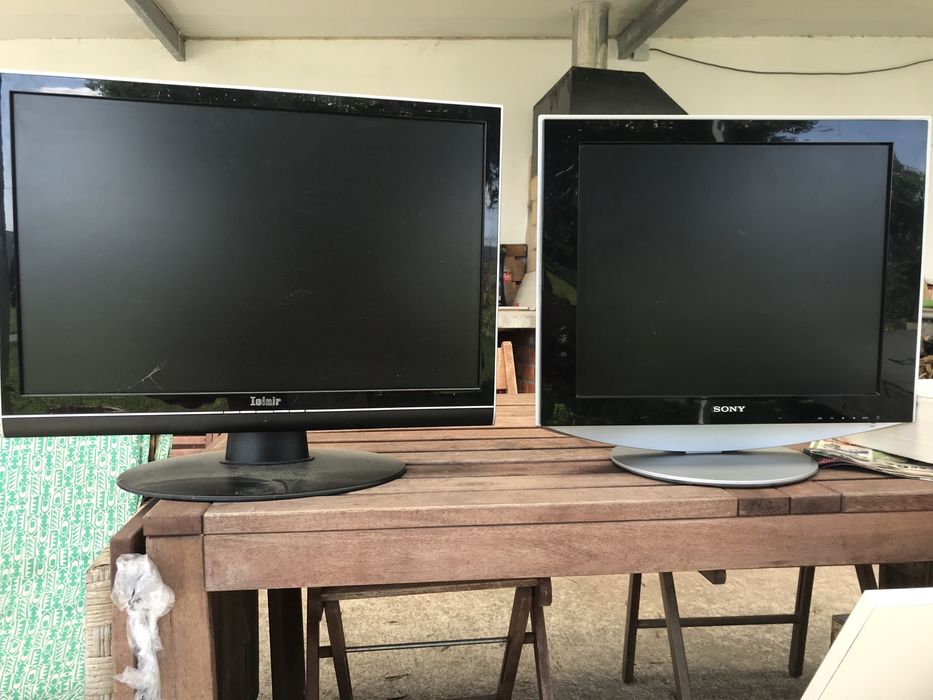 Monitor Sony em bom estado