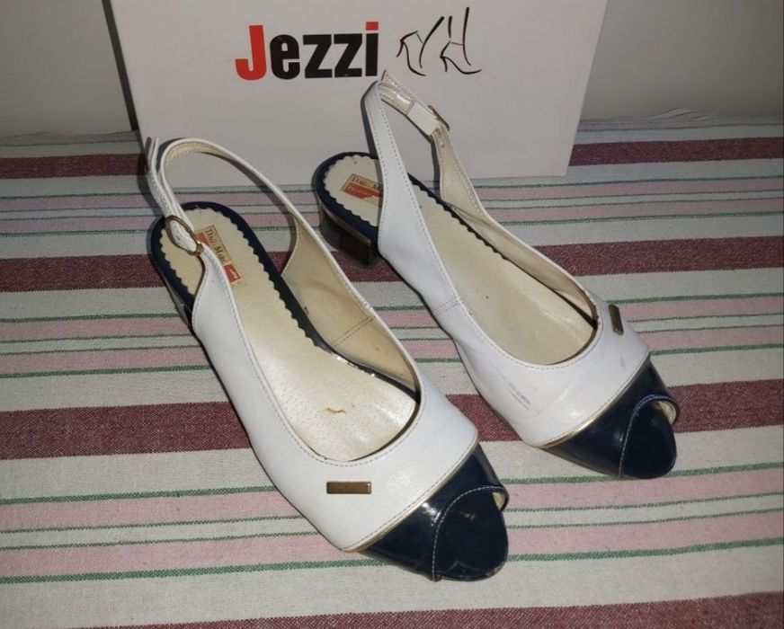 Buty.. sandały na koturnie.. Jezzi.. rozm. 36.. polecam