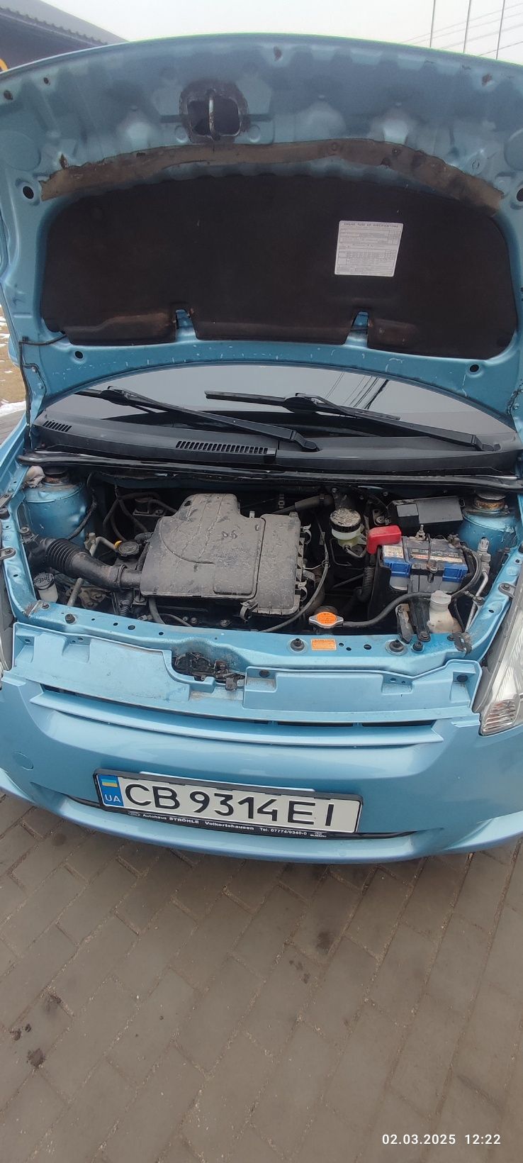 Продам авто Daihatsu sirion 2008