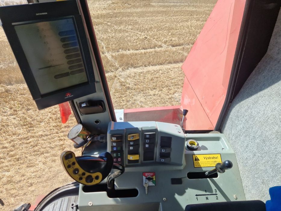 Kombajn zbożowy Massey Ferguson 38 claas mega dominator
