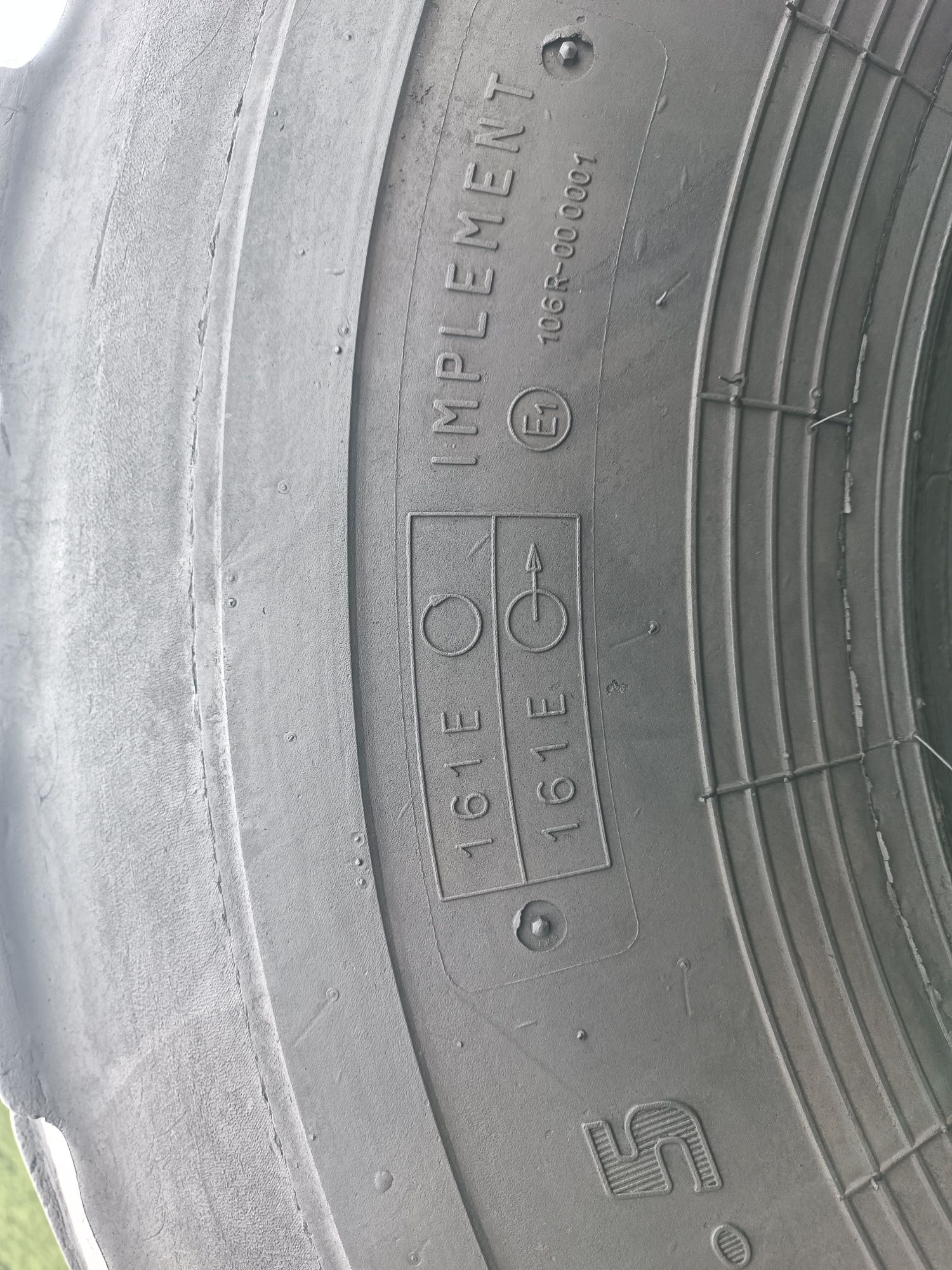 560/60R22.5  Alliance Flotation Radial A-380  560/60-22.5
