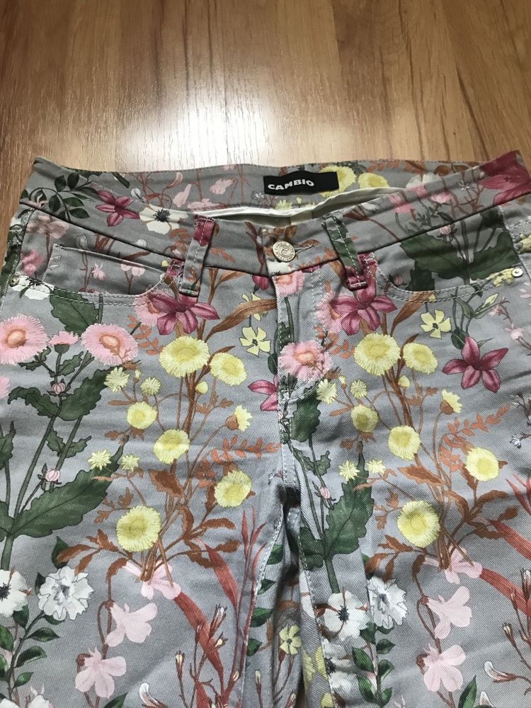 Jeansy markowe spodnie CAMBIO flowers w kwiaty 36