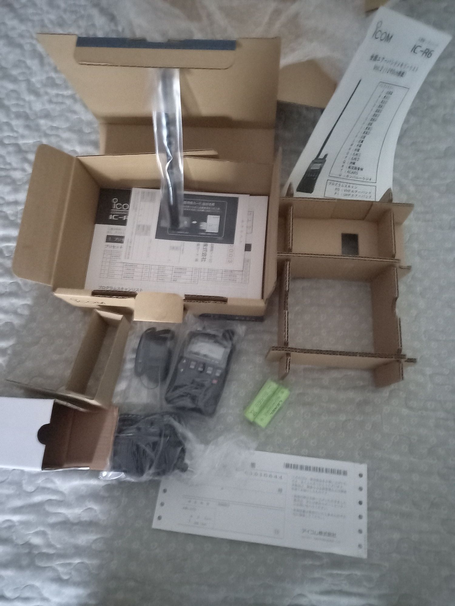 ICOM-6R продам радіосканер.