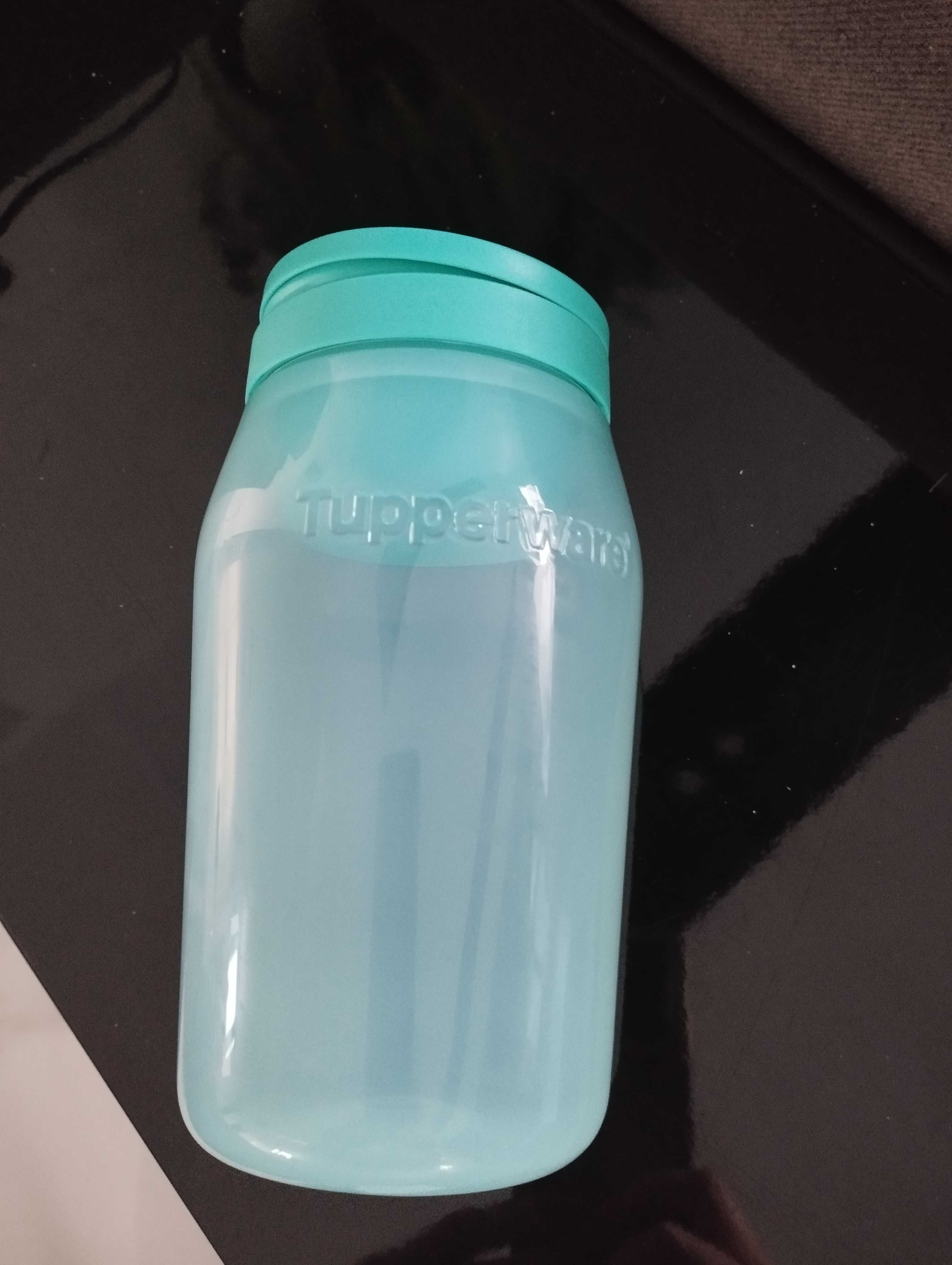 Nowe tupperware 825 ml