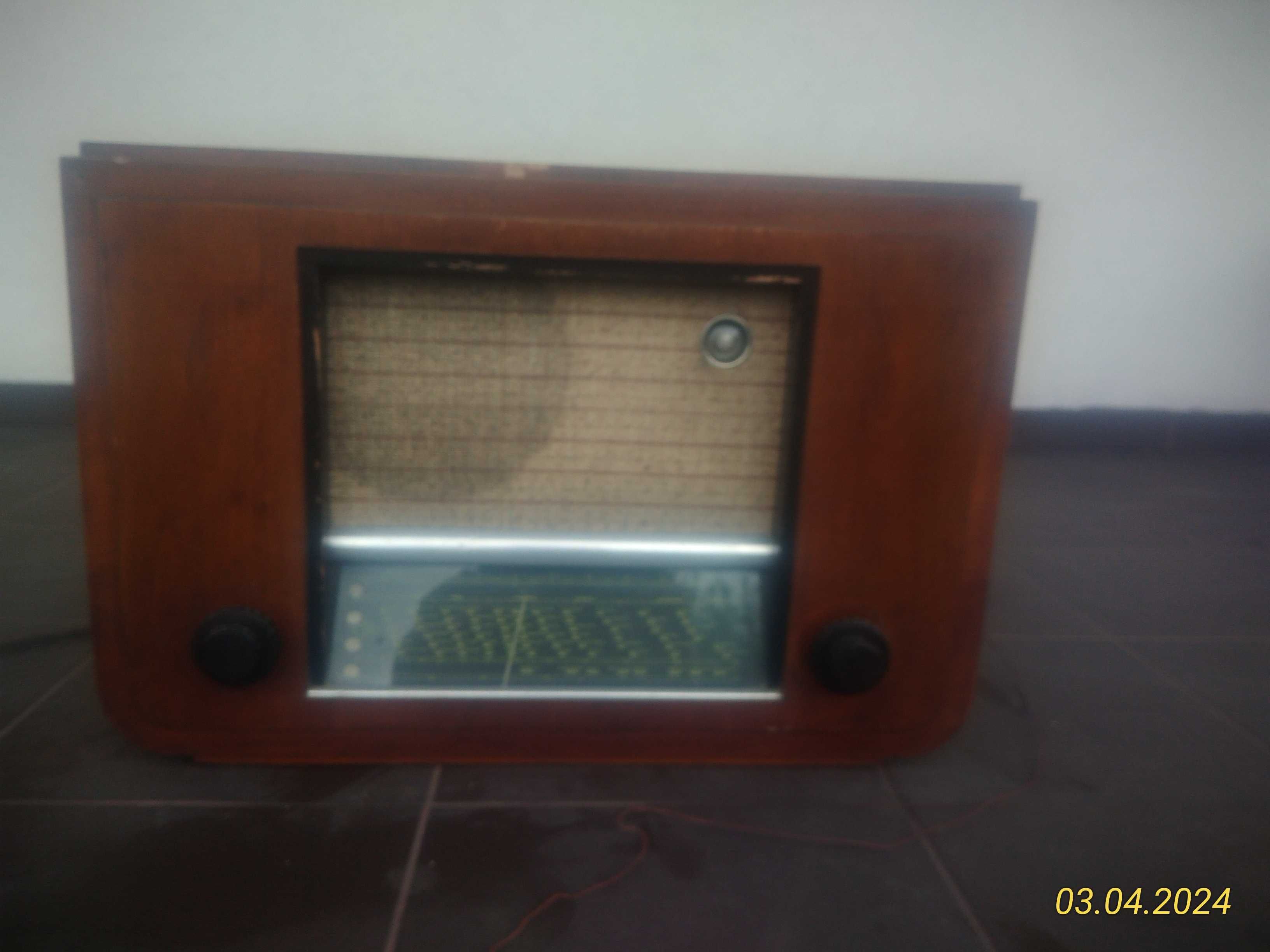 Radio zabytkowe Super 65/51 W1 WKSA  lampowe