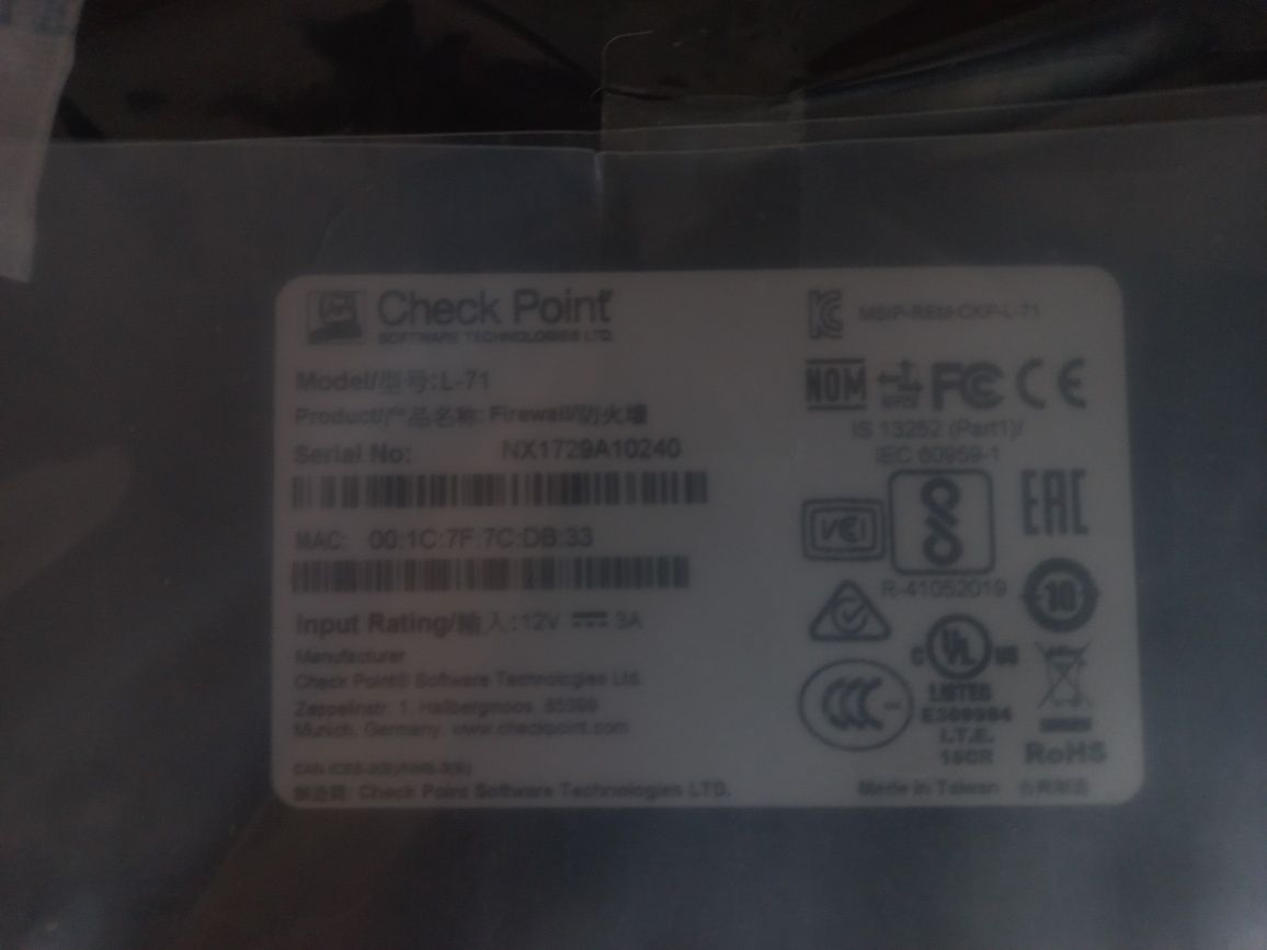 Міжмережевий екран Check Point 1430/1450 L71 Wired НОВИЙ КОМПЛЕКТ