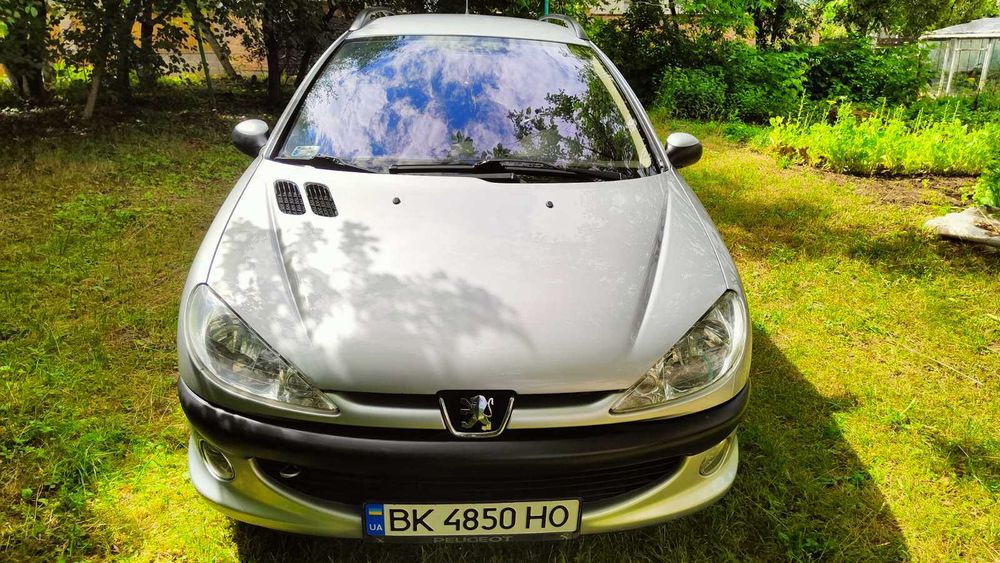 Продам Peugeot 206 SW
