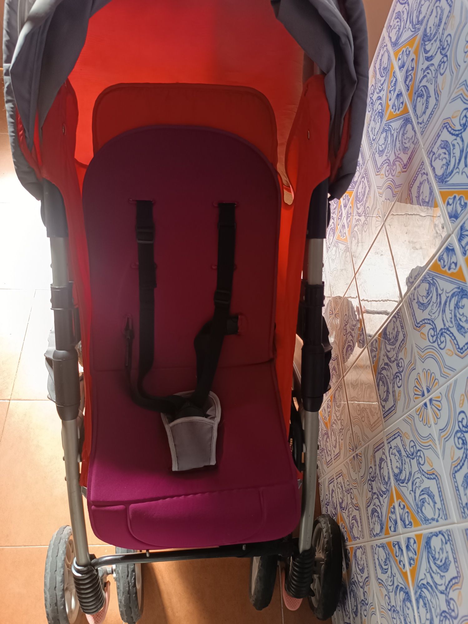 Carrinho Para Bebê+ Cadeira De Refeição Criança
