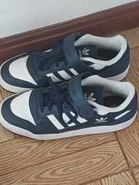 Adidas low forum como novas