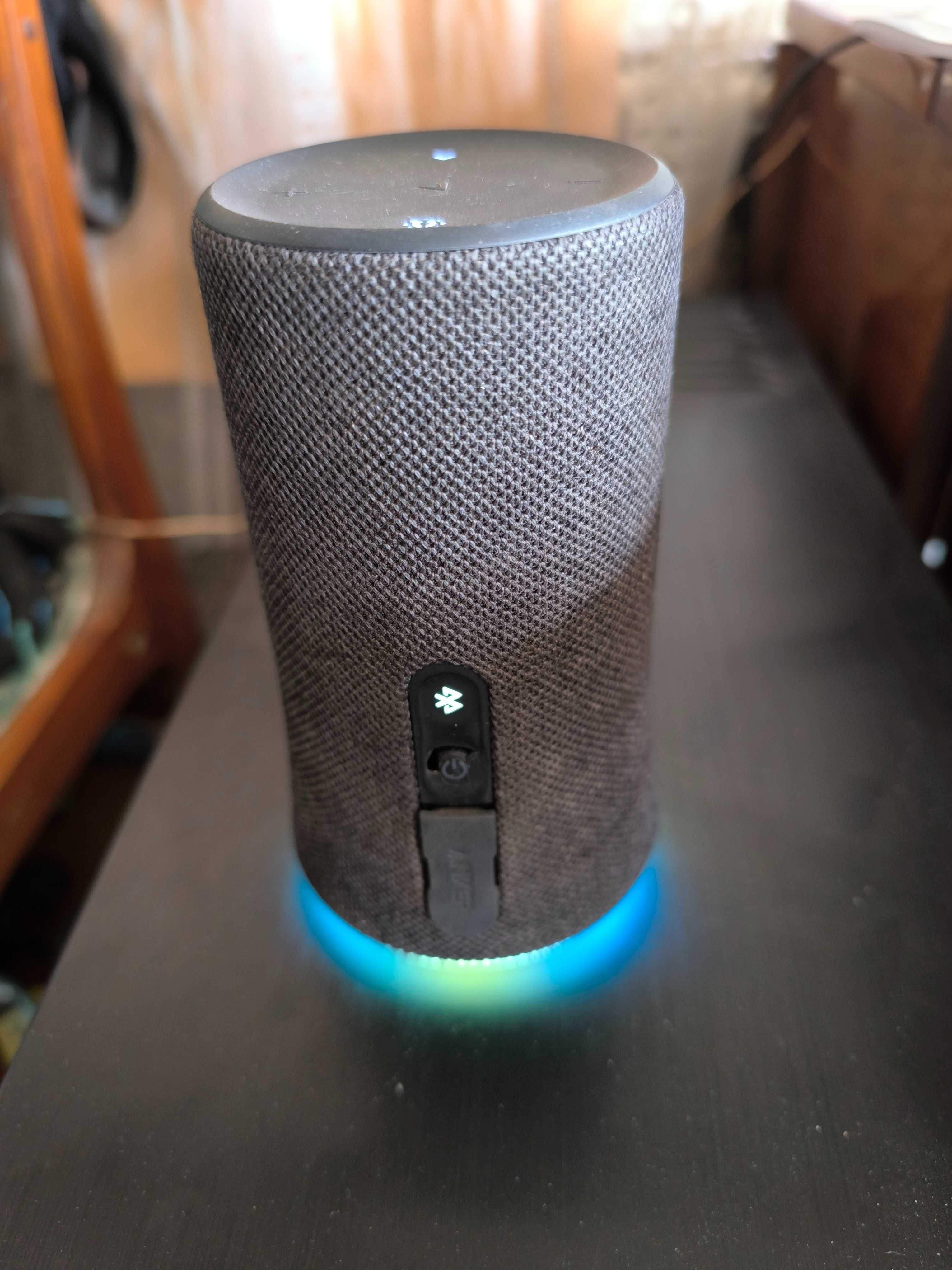 Портативная колонка Anker soundcore flare
