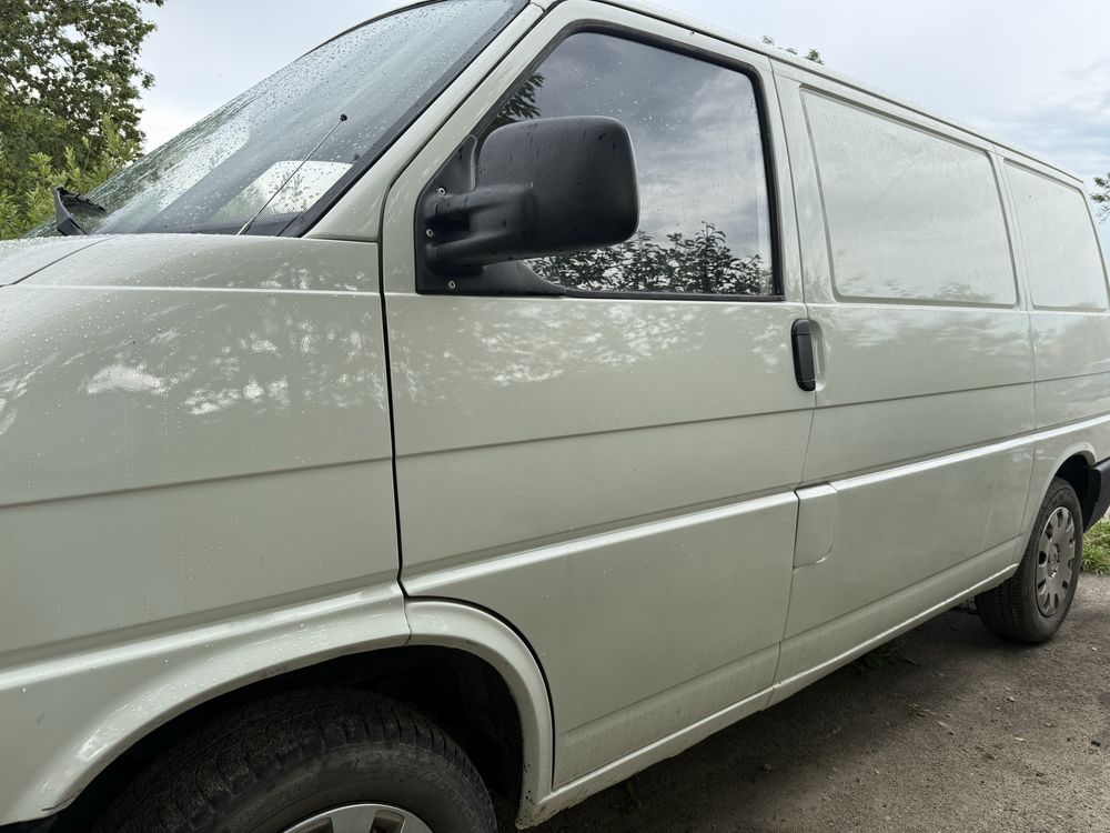 Sprzedam volkswagen transporter T4, 2,4 D, 6-osobowy,
