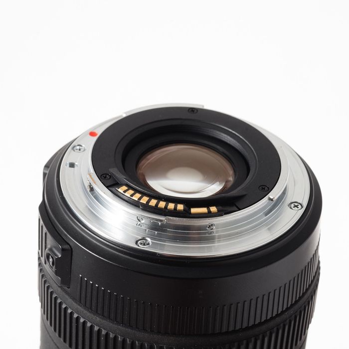 Об'єктив Sigma AF 8-16mm f/4.5-5.6 DC HSM для Canon