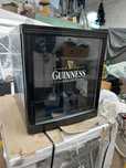 Frigorifico 50 litros porta vidro Guiness