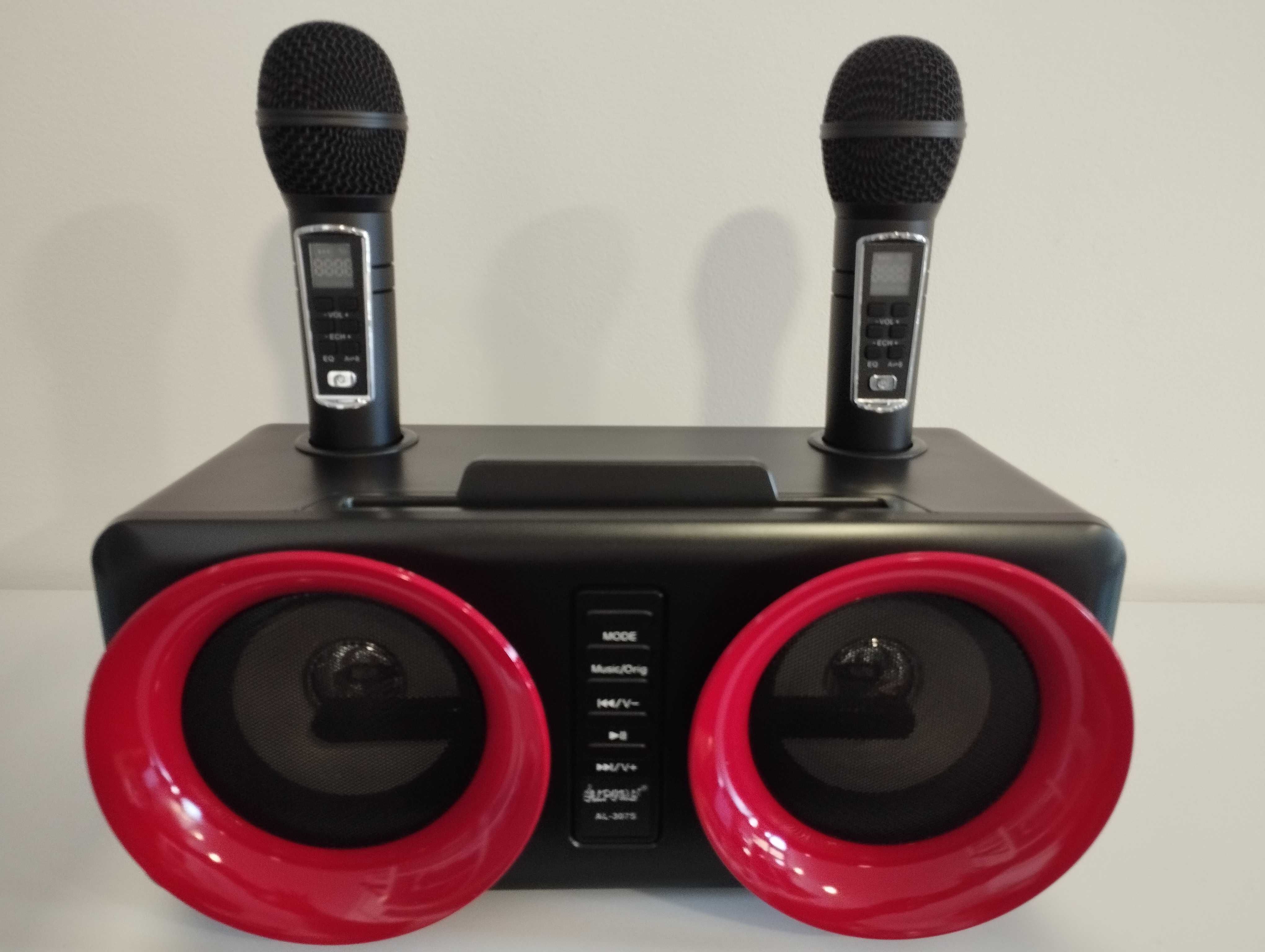 Urządzenie do karaoke z 2 mikrofonami UHF, głośnikiem Bluetooth