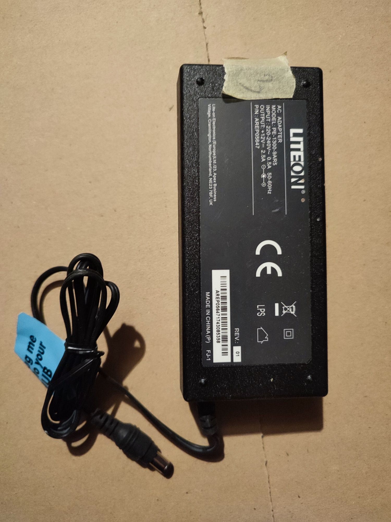 Adapter 12V 2,5A zasilacz