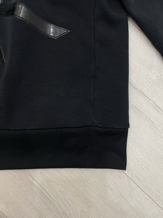 Женский свитшот Calvin Klein Jeans оригинал б/у