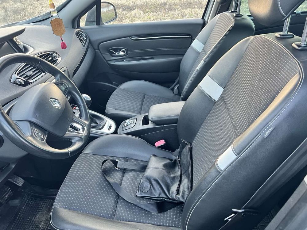 Renault Scenic XMOD