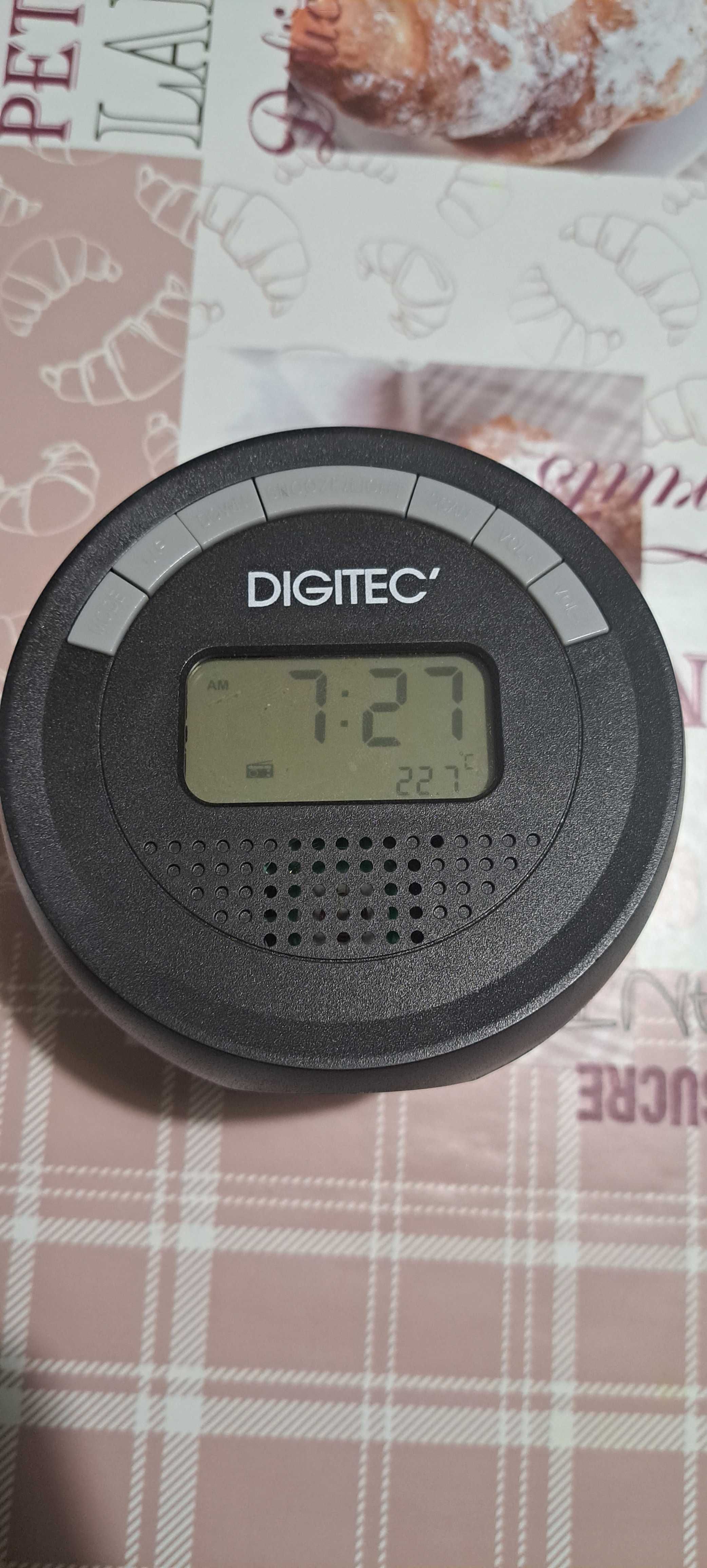 Прийомник Digitec' Франція