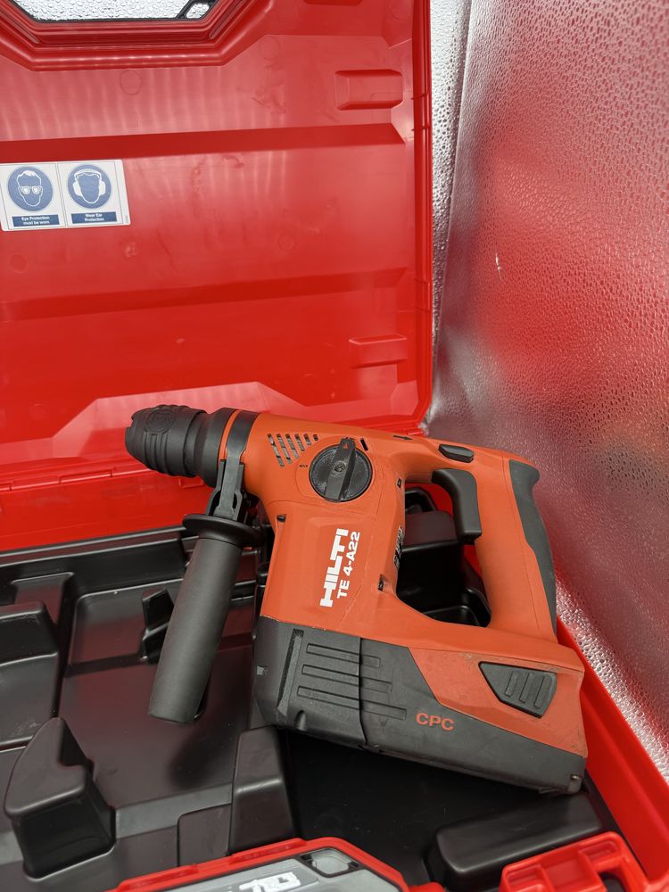 Аккумуляторный перфоратор Hilti TE 4-A22