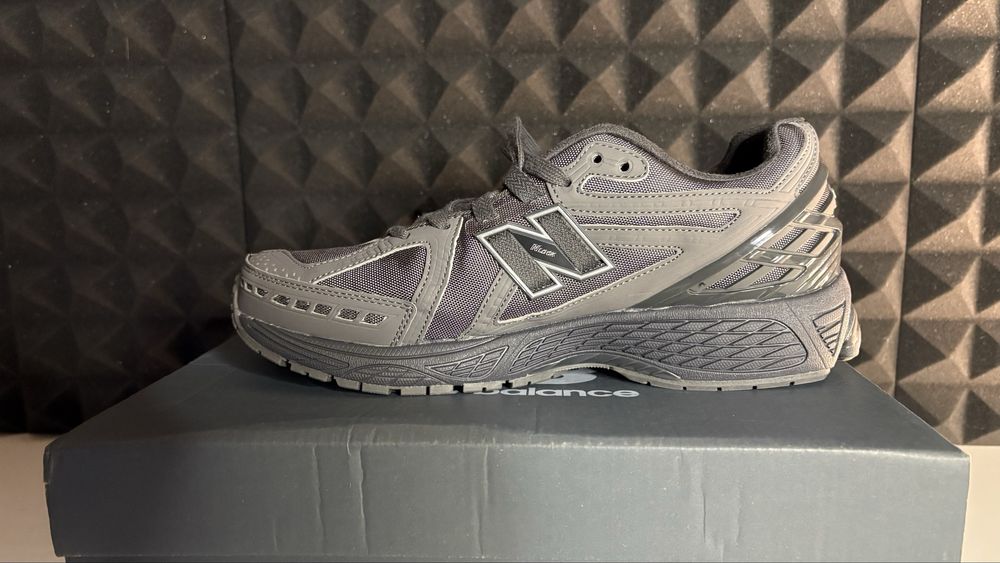 Оригінальні кросівки New balance 1906R на кордурі