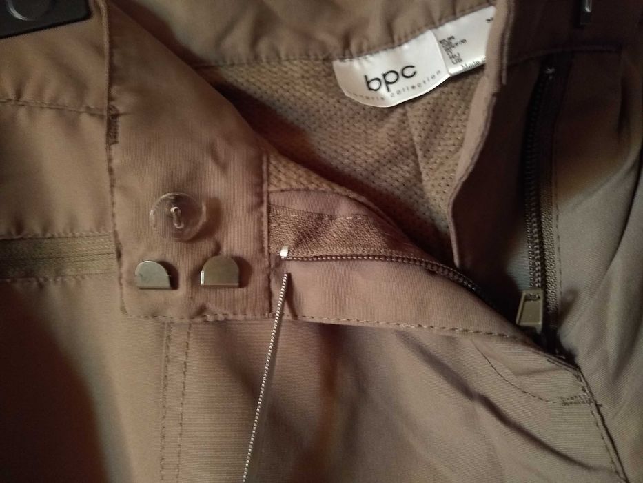 NOWE  Damskie spodnie na wyjazdy turystyczne trekkingowe, Roz. XS-S