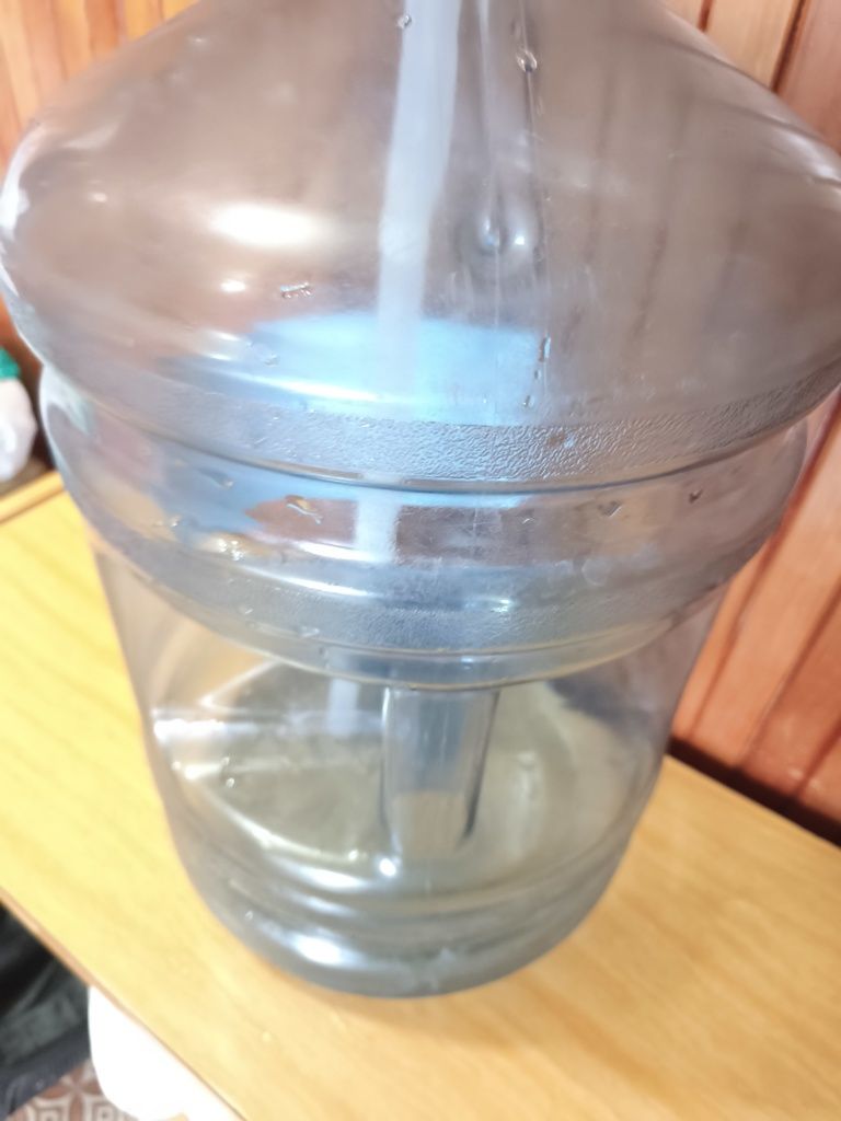 Бутыль для воды с помпой