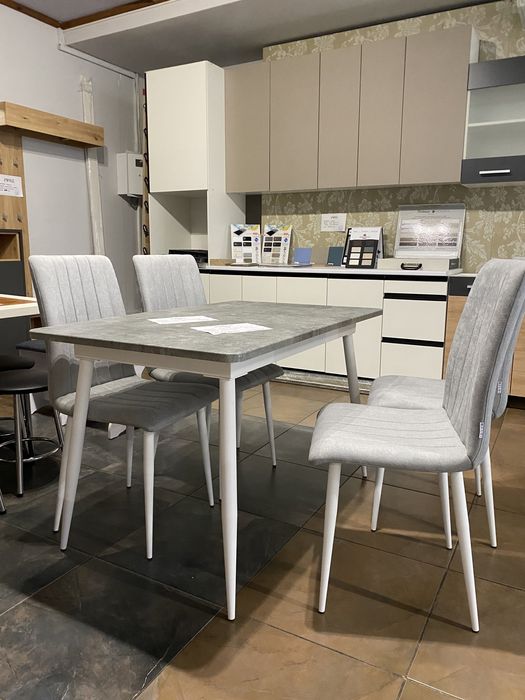 Комплект стіл обідній та стільці