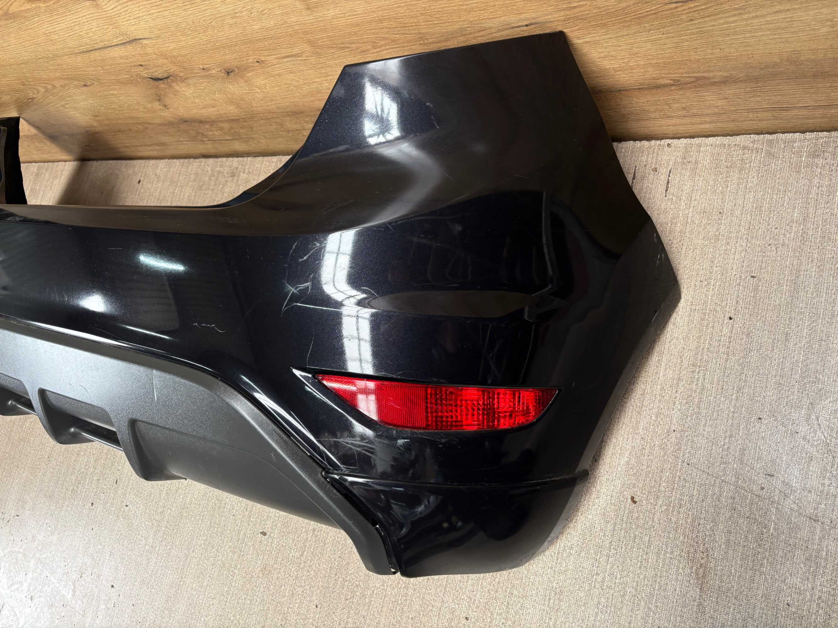 Zderzak tylny ford fiesta mk7 kolor d9 st-line