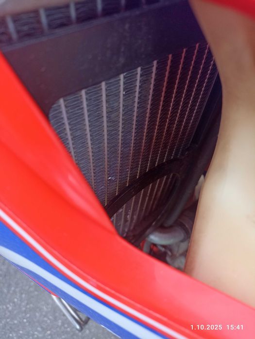 Beta 300rr Factory Racing zawiesz.2komorowa Kayaba, stan jak nowa